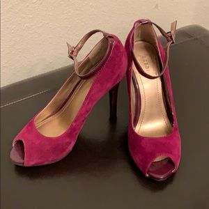 BCBG Burgundy heels